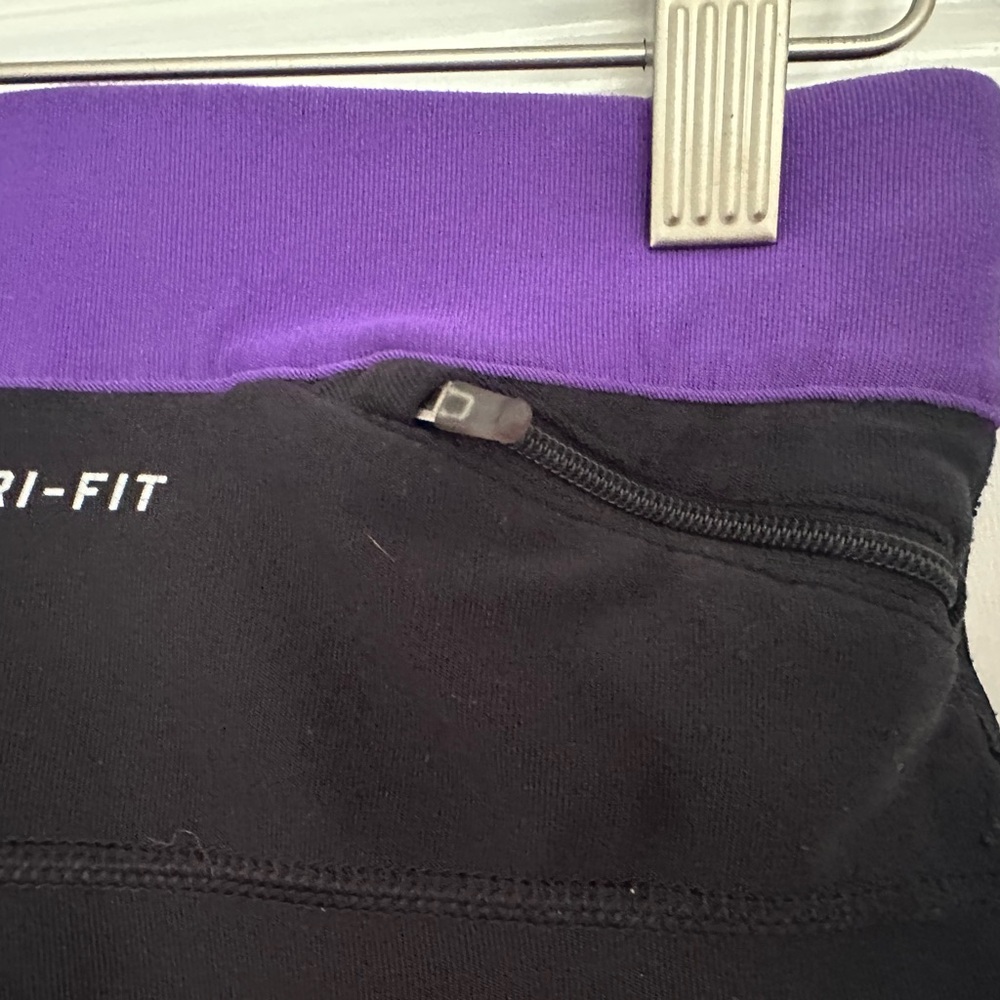 Nike Women’s Capri Leggings in Black with Purple Accents - Picture 3 of 4